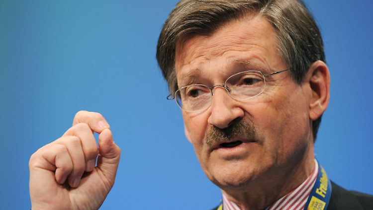Hermann Otto Solms verwaltet als Schatzmeister die Finanzen der FDP. Wegen der Spendenaffäre hat die FDP bereits 800.000 Euro Strafe gezahlt.