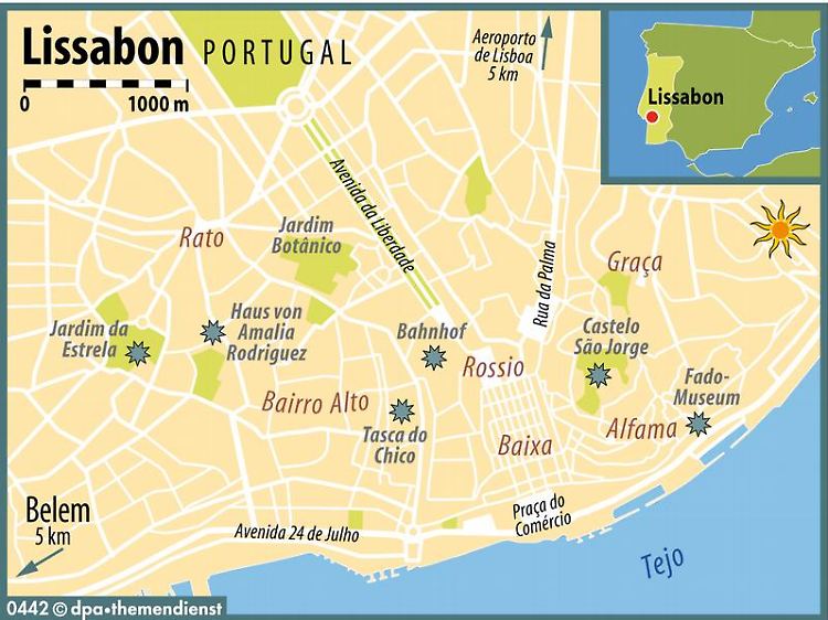 Lissabon ist eines der Zentren der traditionellen Fado-Musik. Zu hören gibt es sie in Bars und Restaurants etwa in der Alfama und im Stadtteil Bairro Alto.