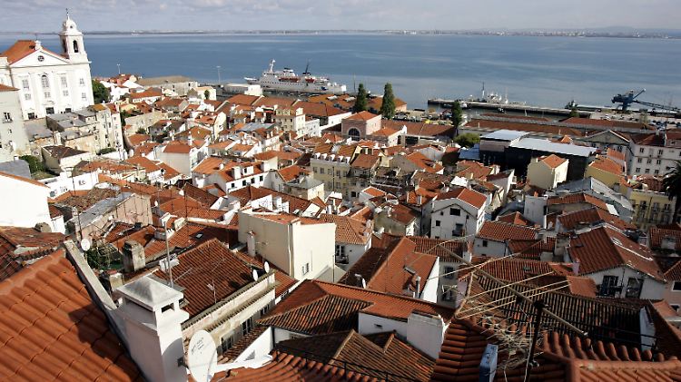 Im Altstadtviertel Alfama finden sich viele Fado-Bars, aber auch das Fado-Museum.