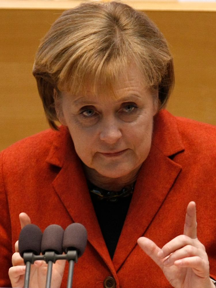 Kanzlerin Merkel braucht für die Zustimmung zum Wachstumsgesetz die Stimmen aller schwarz-gelben Landesregierungen im Bundesrat.