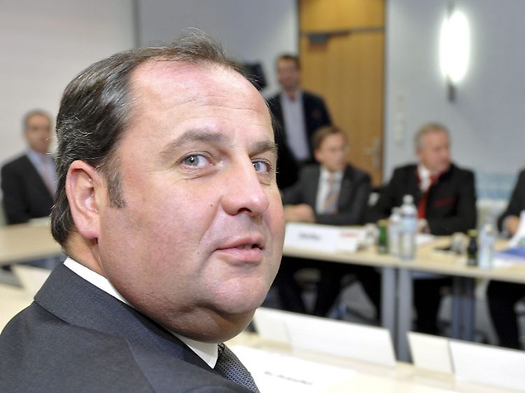 Österreichs Finanzminister Proell signalisiert die Bereitschaft Österreichs zu Staatshilfen.