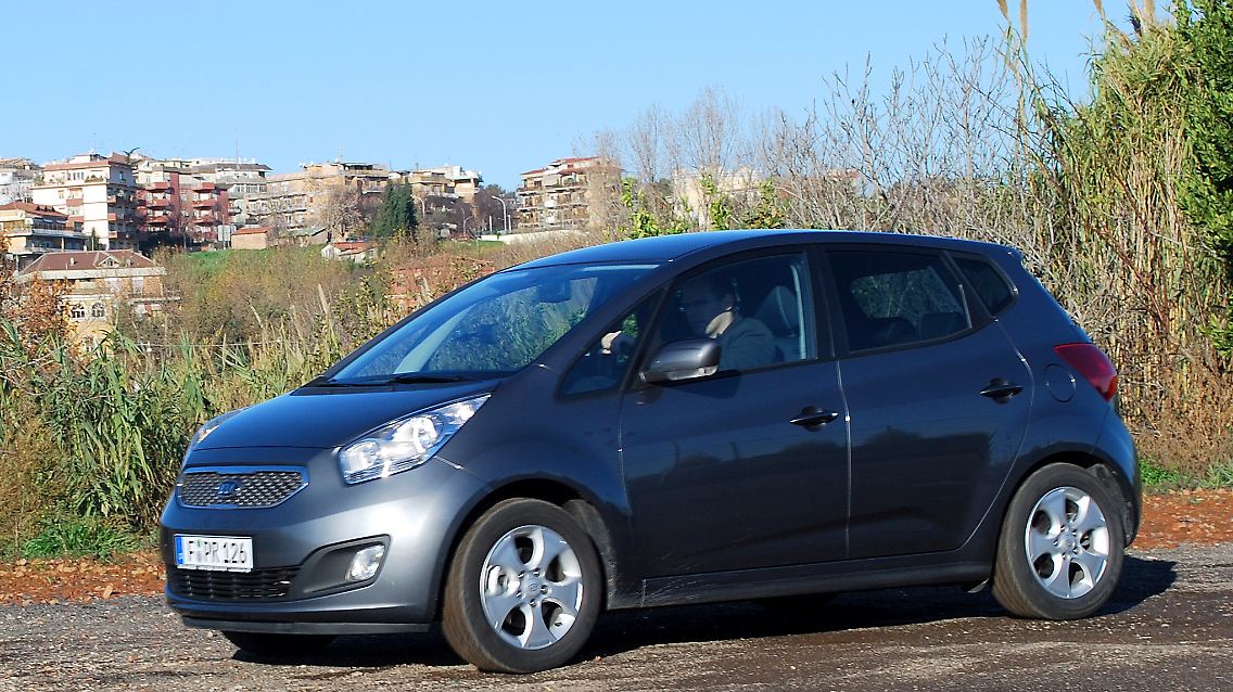 Kia Venga 2009-12-12 12-07-01 _11.JPG