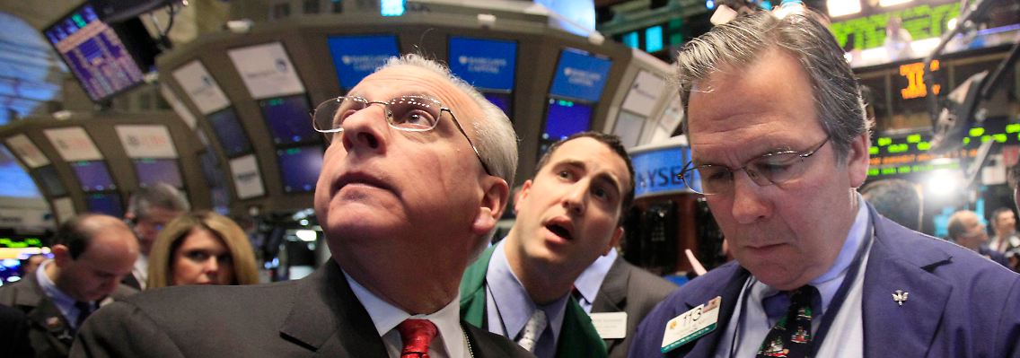 Wall_Street_NYRD106.jpg5450048821068439896.jpg