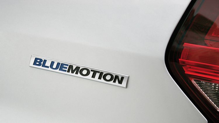 Als Bläuling soll sich der Wolfsburger mit 3,3 Litern Sprit begnügen.