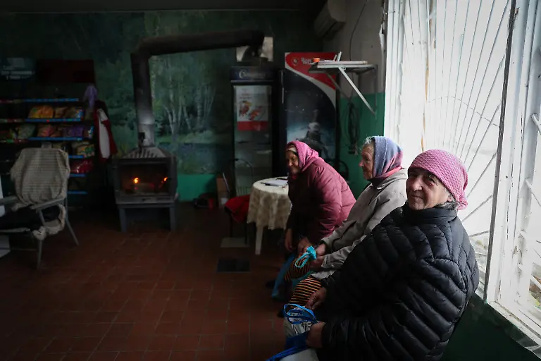 2025-07-10T135045Z-1572269105-MRPRC2NVDADVH3Y-RTRMADP-3-UKRAINE-CRISIS-CHILDREN-KALYNOVE