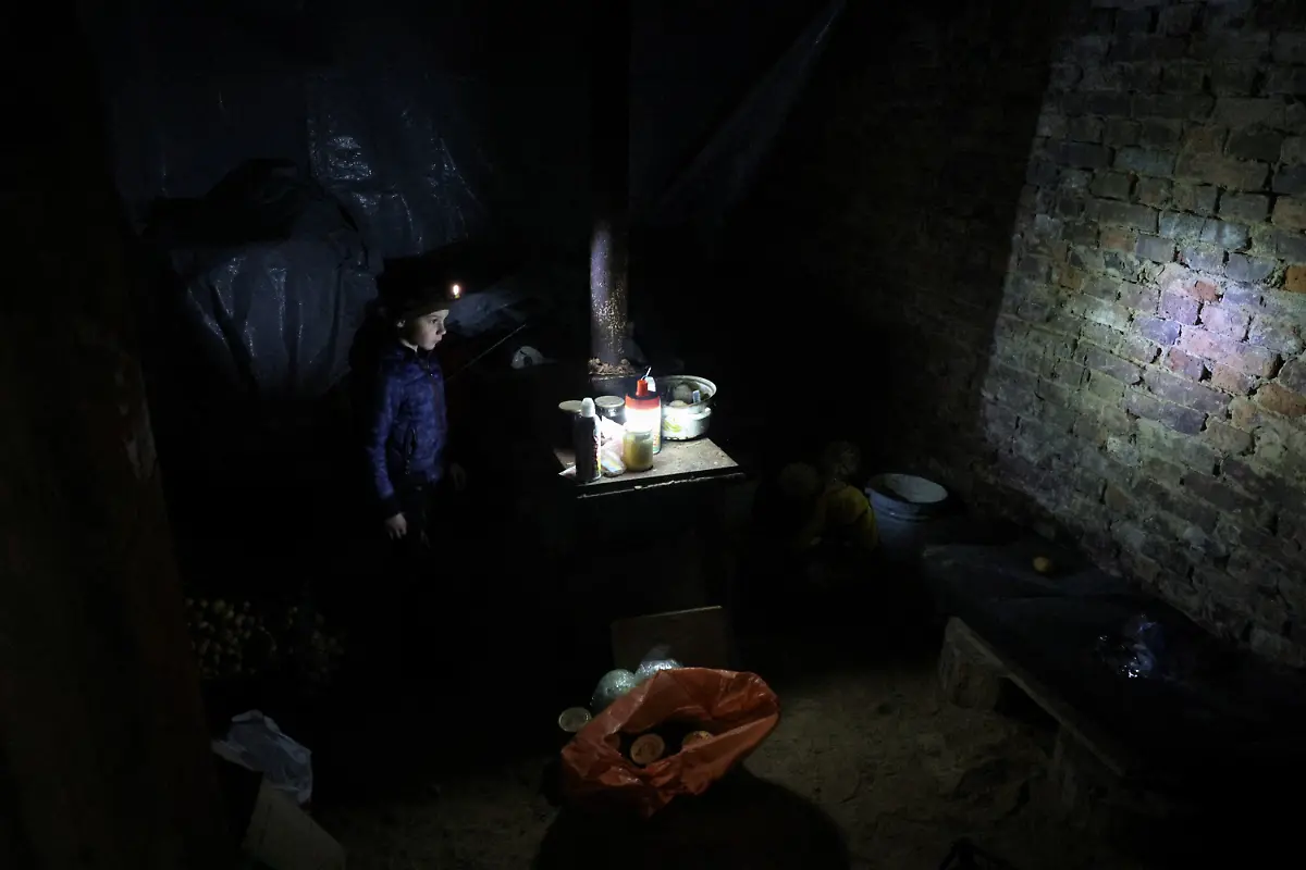 2025-07-10T135045Z-1572269105-MRPRC2AIDA7LZT3-RTRMADP-3-UKRAINE-CRISIS-CHILDREN-KALYNOVE