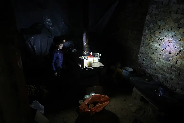 2025-07-10T135045Z-1572269105-MRPRC2AIDA7LZT3-RTRMADP-3-UKRAINE-CRISIS-CHILDREN-KALYNOVE