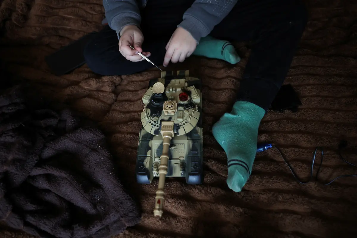 2025-07-10T135045Z-1572269105-MRPRC2LVDAIJXXJ-RTRMADP-3-UKRAINE-CRISIS-CHILDREN-KALYNOVE