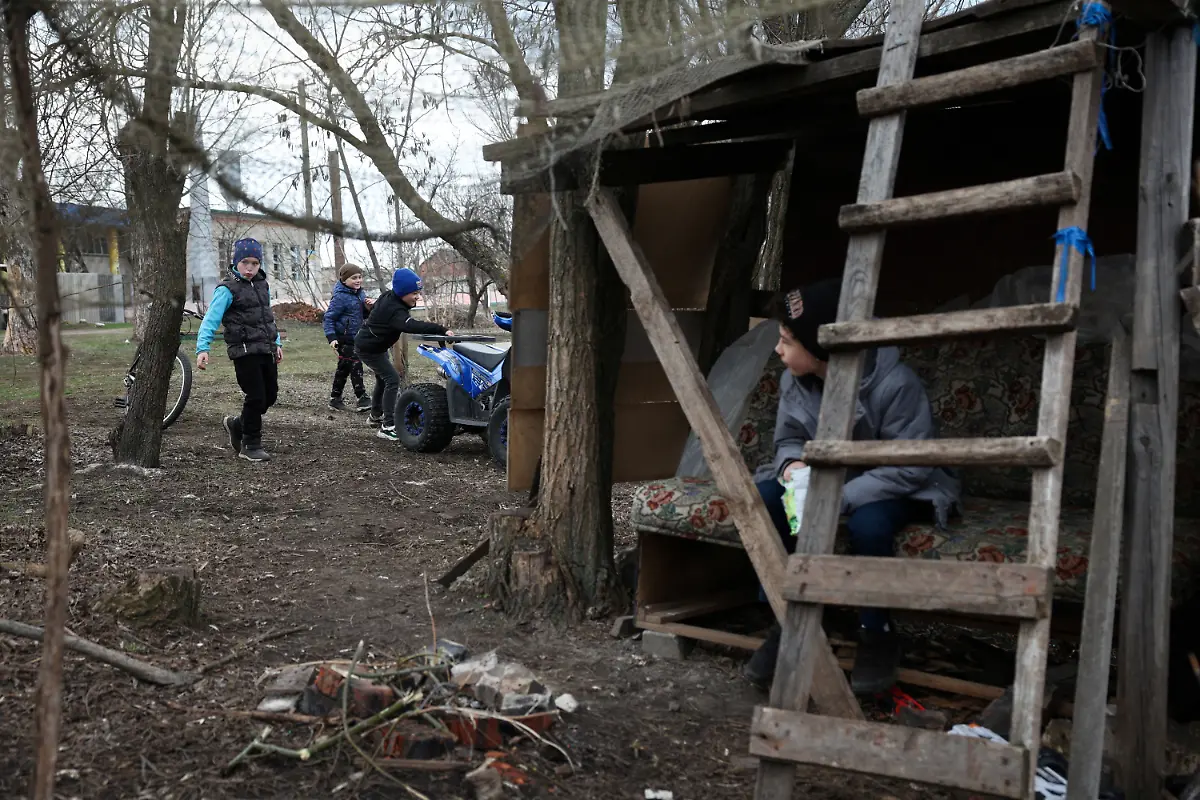 2025-07-10T135045Z-1572269105-MRPRC2AIDAUI6WO-RTRMADP-3-UKRAINE-CRISIS-CHILDREN-KALYNOVE