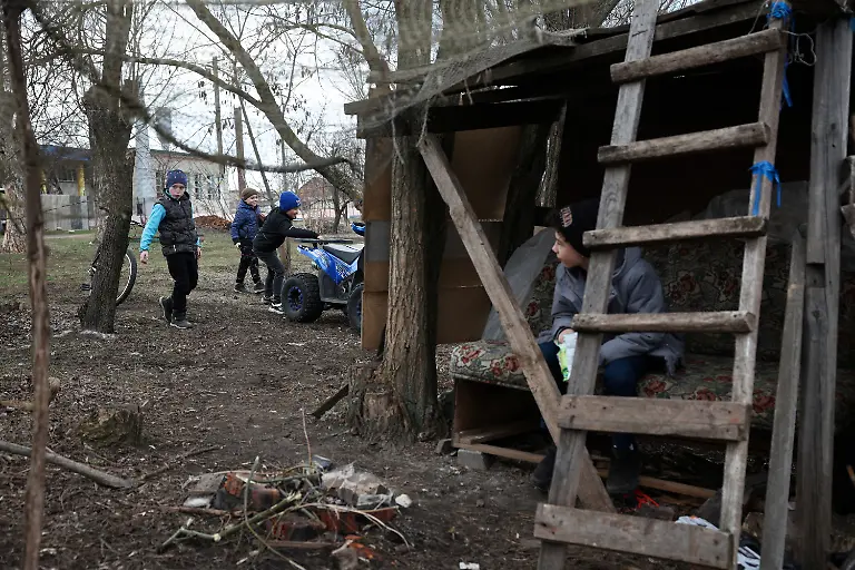 2025-07-10T135045Z-1572269105-MRPRC2AIDAUI6WO-RTRMADP-3-UKRAINE-CRISIS-CHILDREN-KALYNOVE