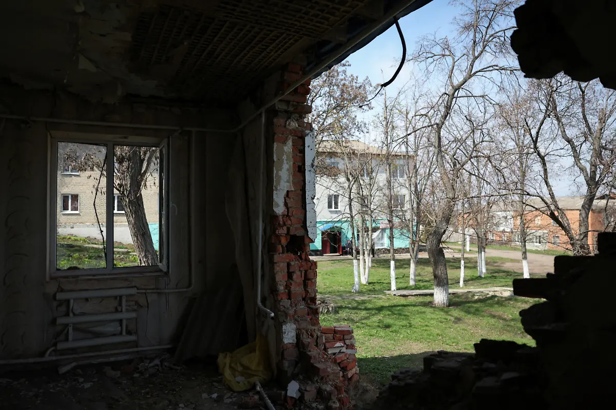 2025-07-10T135045Z-1572269105-MRPRC2NVDAVI6ZA-RTRMADP-3-UKRAINE-CRISIS-CHILDREN-KALYNOVE