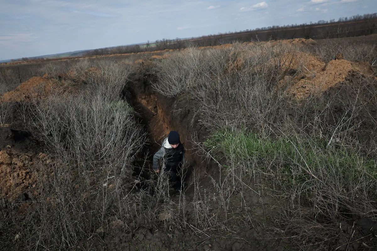 2025-07-10T135045Z-1572269105-MRPRC2MVDAUTDFS-RTRMADP-3-UKRAINE-CRISIS-CHILDREN-KALYNOVE