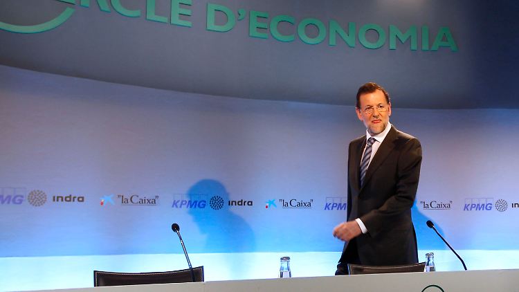 Will das Unwetter überstehen: Regierungschef Rajoy.