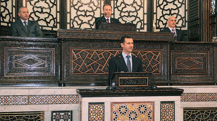 Assad weist alle Schuld von sich.