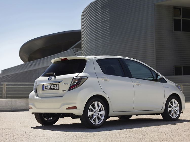 Der Hybrid ist billiger als viele Downsizing-Benziner oder Diesel dieser Klasse.
