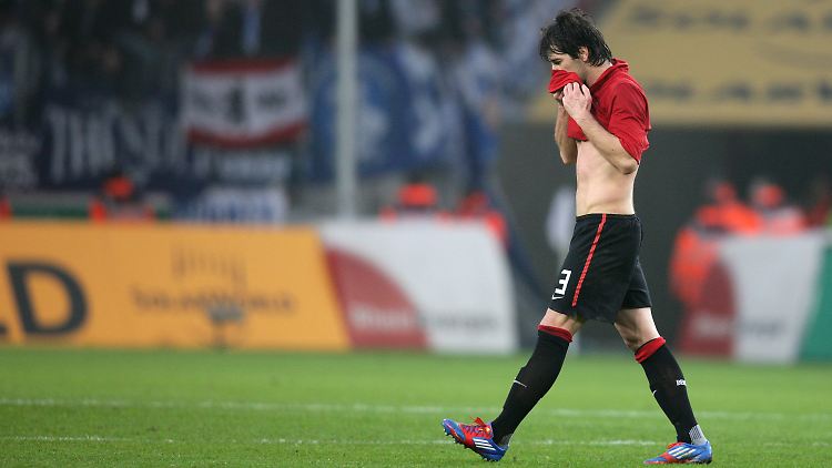 Fußballer als Faustschläger: Lewan Kobiaschwili wird deshalb im Jahr 2012 kein Spiel mehr bestreiten.