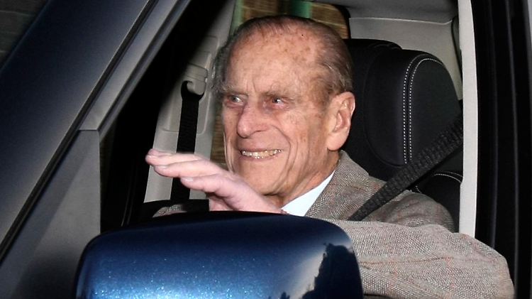 Prinz Philip auf dem Weg zum Krankenhaus.