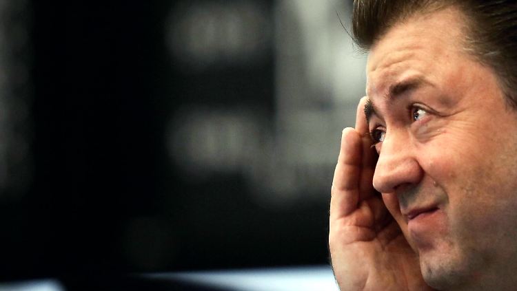 Börsenhändler hoffen auf neue Rettungsmaßnahmen der G7 in der Schuldenkrise.