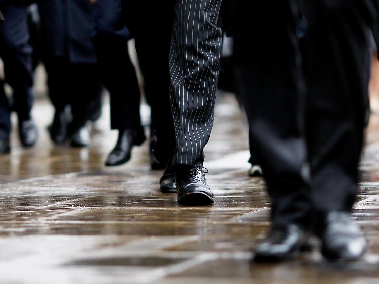 Veränderungen müssen an allen Finanzplätzen gleichzeitig ansetzen: Sonst wandern Kapital und Banker ab.