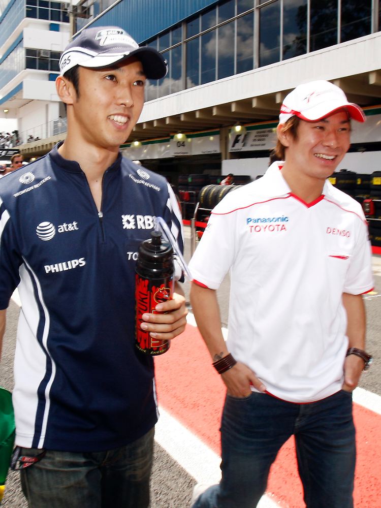 Zwei Rennen genügten Kamui Kobayashi (r.), um Peter Sauber von seinen Qualitäten zu überzeugen.