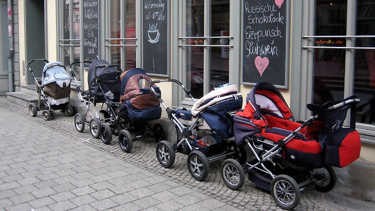 DI10251-20120605.jpg3003384275369165938.jpg