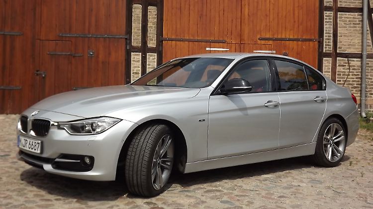 Schon auf den ersten Blick drückt die Limousine Sendungsbewusstsein aus.