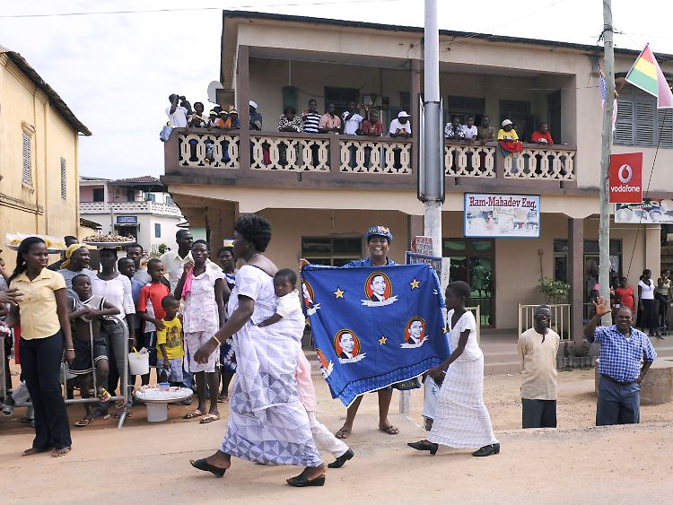 Halb Cape Coast war auf den Beinen, als US-Präsident Obama im Juli 2009 ...