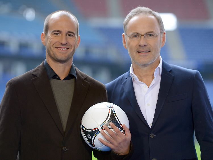 Mehmet Scholl ist einer von mehreren ehemaligen Bayern-Profis, die ihre Fußballrente als TV-Kritiker verbringen - und er ist den Bayern-Bossen zu kritisch.