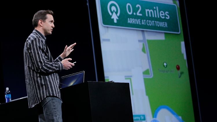 Apple-Manager Scott Forstal auf der Entwicklerkonferenz in San Francisco.