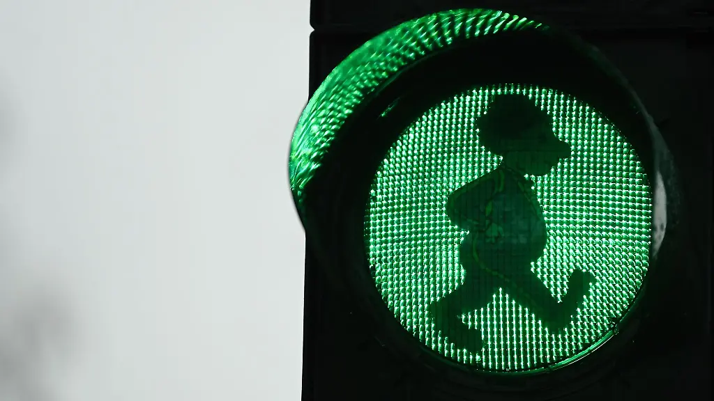 Aus-Bamberg-kommt-der-Kinderbuchklassiker-Das-Sams-Es-ist-dort-auch-auf-Ampeln-verewigt-Diese-fielen-wegen-des-Stromausfalls-teils-aus