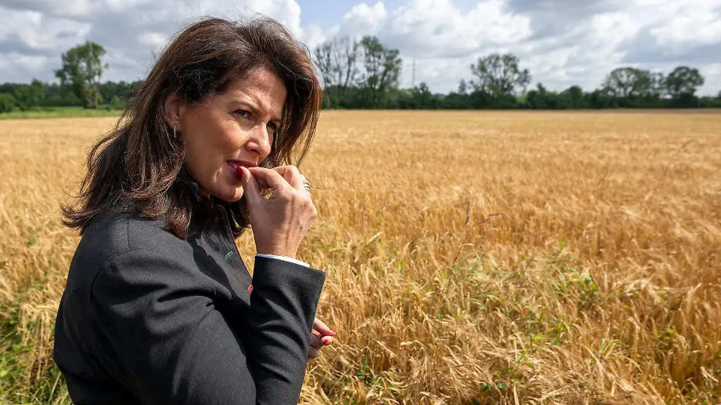 Bayerns-Agrarministerin-will-keine-weiteren-Verschaerfungen-der-EU-Regeln-fuer-die-bayerische-Landwirtschaft-Archivbild