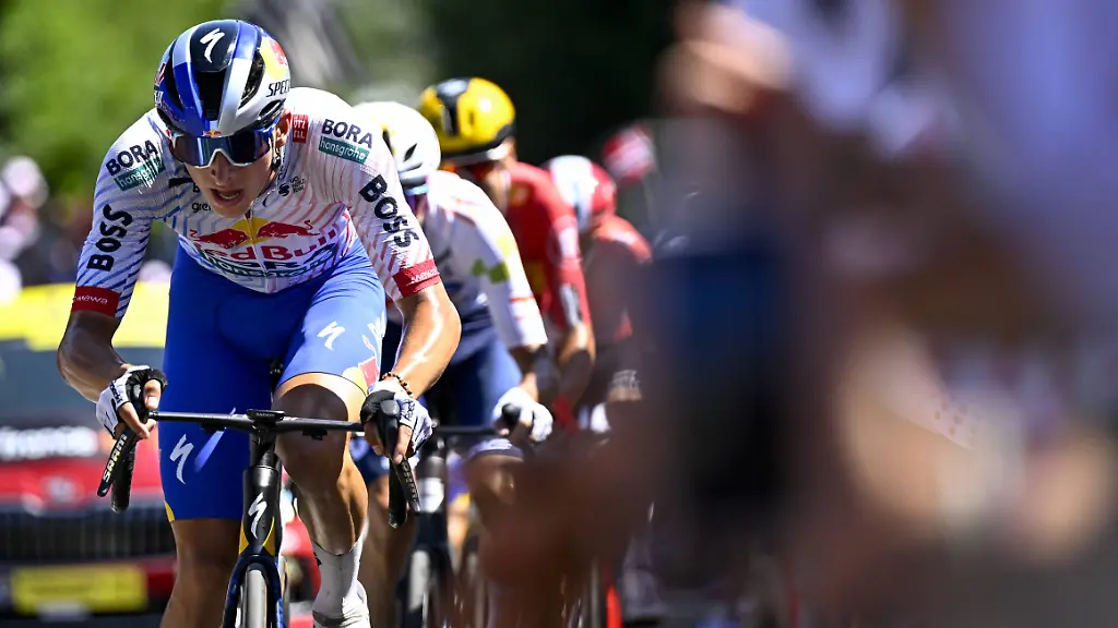 8b76f9fbb52d3b31a79b6f1ccc65413e