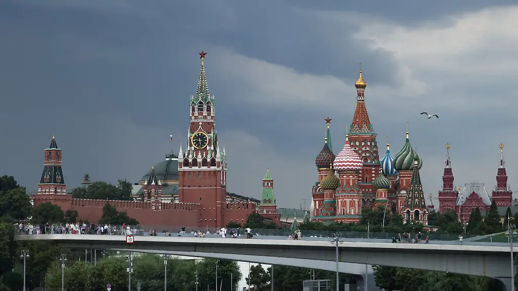 93367116d1a34c2dc4f42edf6568a404