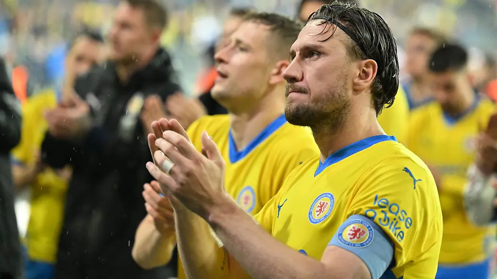 Ermin-Bicakcic-verlaesst-endgueltig-Eintracht-Braunschweig