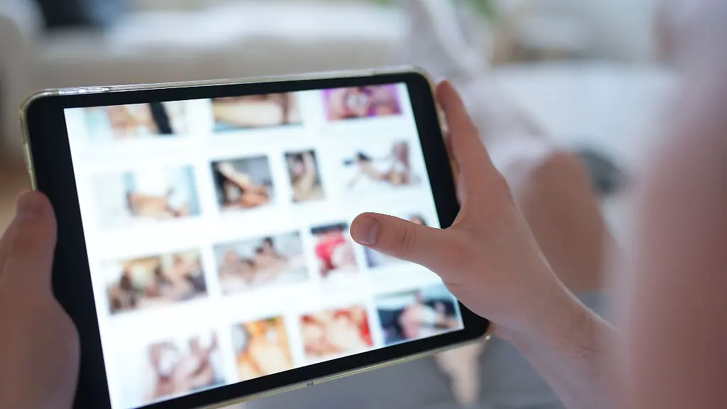 Insgesamt-17-Menschen-werden-verdaechtigt-kinderpornografische-Inhalte-verbreitet-zu-haben