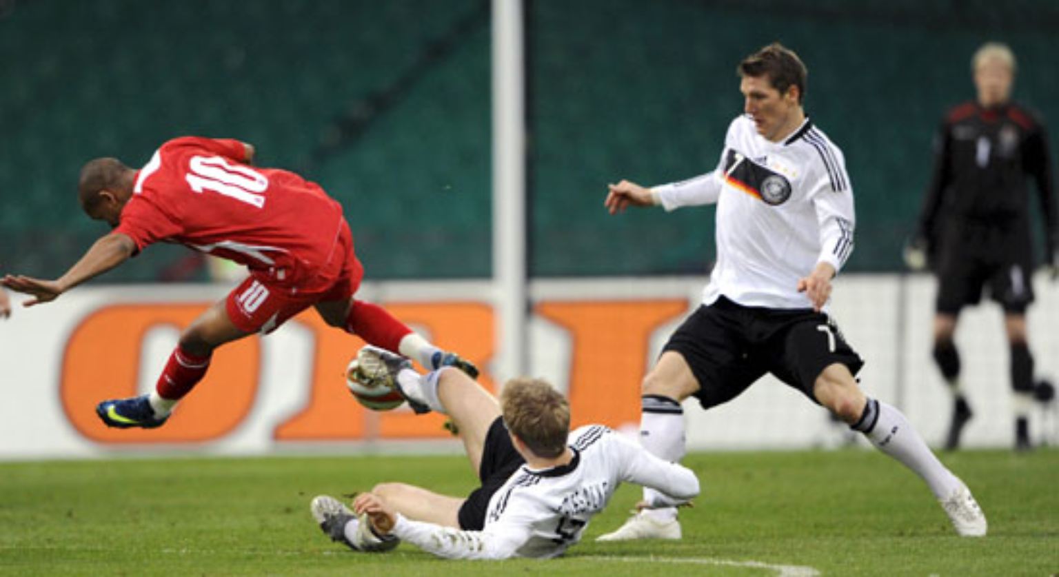 Fußball wurde in Cardiff auch gespielt, ...