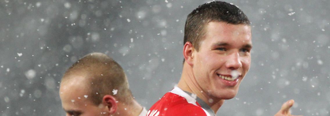 Immerhin kann das Kölner Gesicht noch lachen: Lukas Podolski.