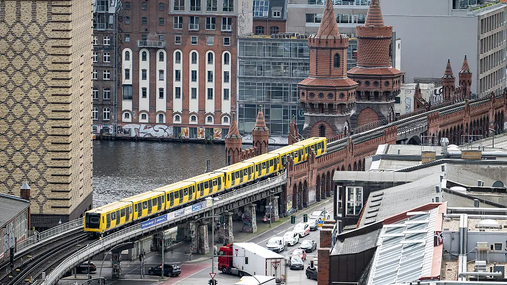Auf-der-Linie-U1-zwischen-Warschauer-Strasse-und-Wittenbergplatz-kommt-es-derzeit-zu-Einschraenkungen