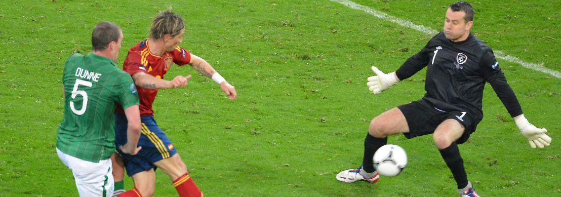 Fernando Torres (m.) traf doppelt.