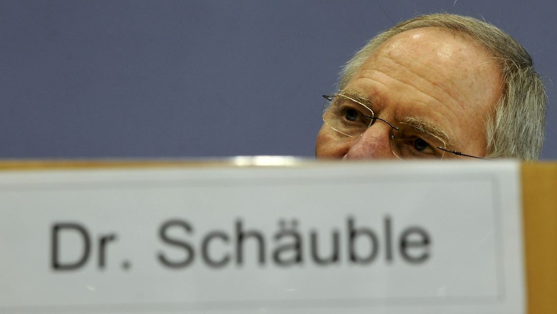 Vor genauen Angaben drückt Schäuble sich noch.
