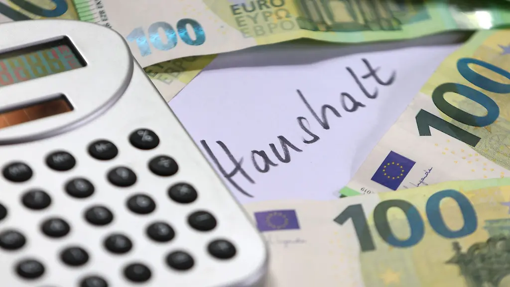 Einkommen-im-unteren-Bereich-gehoeren-fuer-viele-Menschen-in-Hessen-zum-Alltag