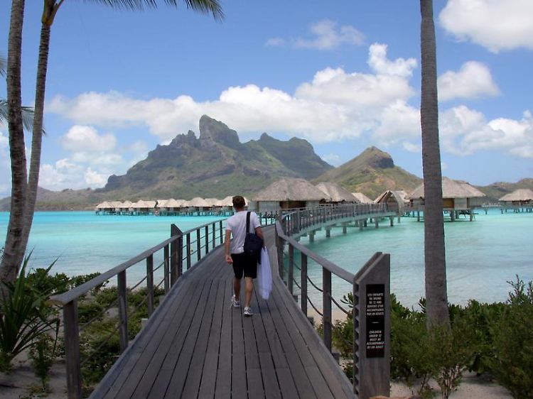 Ein Vergleich zwischen den Sternen einzelner Länder ist eigentlich kaum möglich. Fünf Sterne auf Bora Bora müssen nicht den gleichen Standard wie fünf Sterne in den USA bieten.