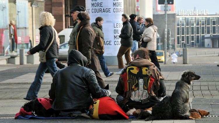 Rund 80.000 junge Menschen haben den Anschluss komplett verloren.