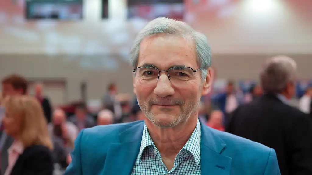 e103c7f169c8d61745cb6b7e0657a7a2