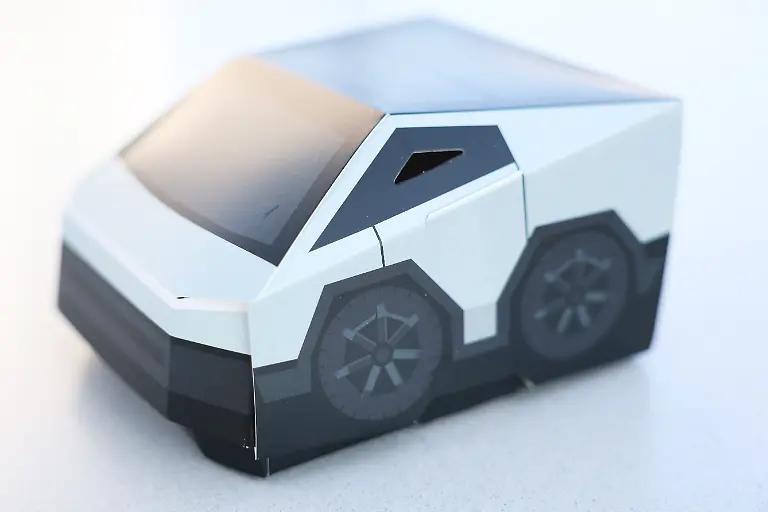 AFP-20250722-67F37WE-v1-HighRes-UsBusinessTeslaDiner