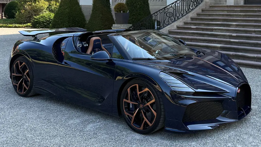 Von-0-auf-100-km-h-beschleunigt-der-Bugatti-Mistral-in-2-5-Sekunden-und-erreicht-nur-etwa-zehn-Sekunden-spaeter-die-300-km-h-Marke