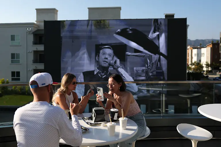 AFP-20250722-67F37WK-v1-HighRes-UsBusinessTeslaDiner