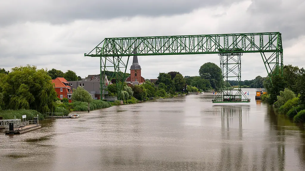 Die-aelteste-Schwebefaehre-Deutschlands-muss-fuer-mehrere-Millionen-Euro-saniert-werden