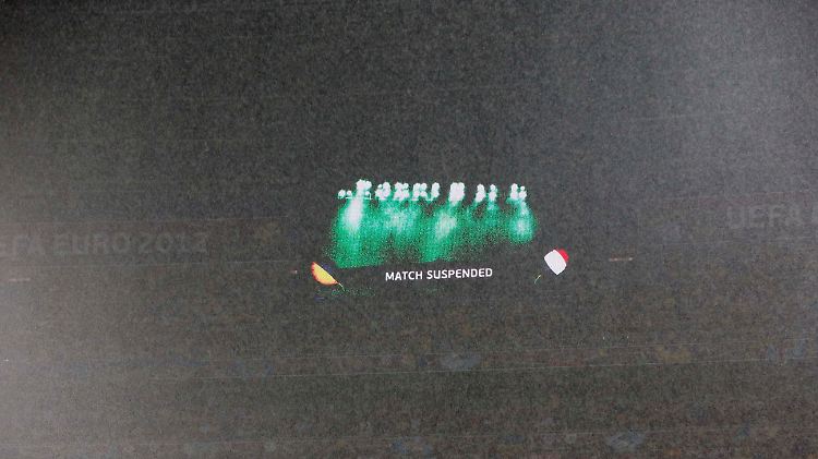 Das Spiel wird nicht vor 19 Uhr fortgesetzt.