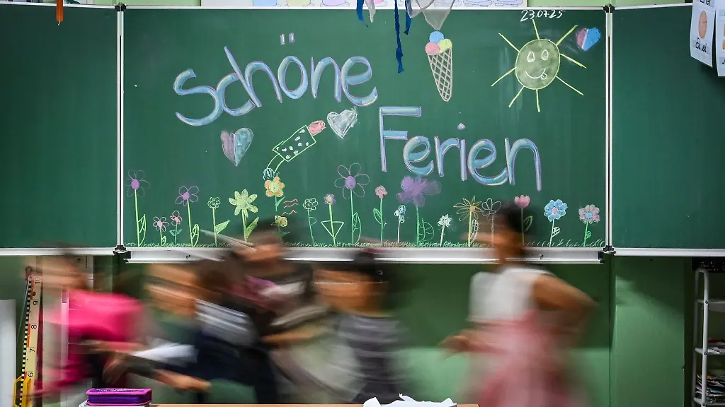 Bis-zum-8-September-geht-es-fuer-Schueler-und-Schuelerinnen-in-Berlin-und-Brandenburg-in-die-Sommerferien